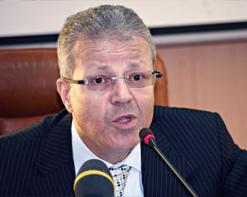 بن بوزيد مطالب بالتدخل لإنصاف الاستاذة مريش كريمة قبل طردها بعد 31 سنة عمل                                    في عريضة وجهها أولياء التلاميذ بمدرسة لالة نسومر بالعاصمة