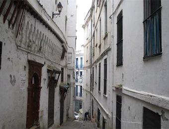 إنجاز خليج العاصمة ورصد مليار دينار لترميم القصبة                                    بالتزامن مع الإعلان عن ميلاد شركة تنمية الولاية