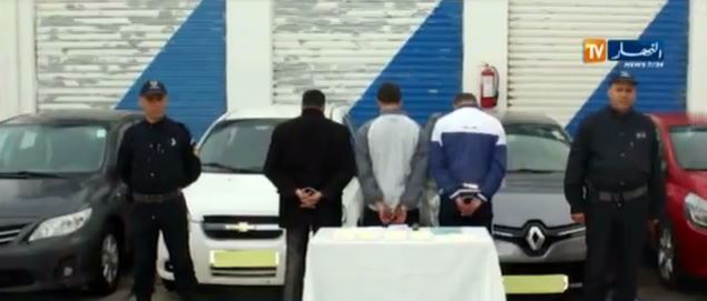 توقيف عصابة من 4 أشخاص مختصة في سرقة السيارات وتزوير الوثائق الرسمية بالمسيلة