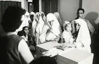 لفاتح من جويلية 1962: الشعب الجزائري يصوت لصالح الاستقلال عقب استفتاء لتقرير المصير