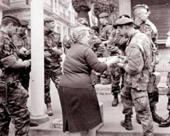 فرنسيون أم جزائريون 18 / 02 / 1960