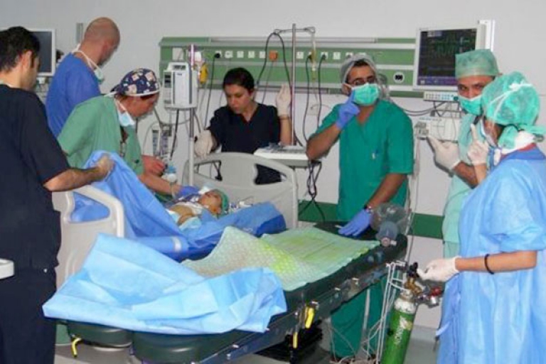 بعثة طبية تغادر تيزي وزو نحو تمنراست