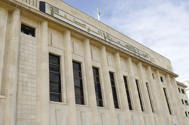 Seuls 4 partis ont fait le plein de listes