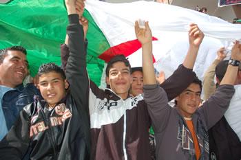 Comment va l'Algérie de Ben M'hidi et Abane'                                    CINQUANTENAIRE DE L'INDEPENDANCE