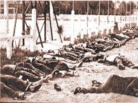 Alors que les chiffres parlent de l'extermination de 3,5 millions d'algériens en 132 ans de colonisation                                    I,5 million de morts pour le baroud final