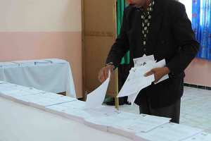 منافسة شديدة بين الأفلان وحمس على مقاعد الوادي الثمانية