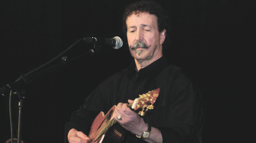 50 ans de carrière de Lounis Aït Menguellet