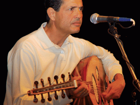 Farid Ferragui, en concert aujourd'hui et demain à Tizi Ouzou