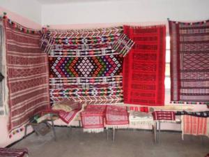 Fête du tapis à Aïn El Hammam: l'ombre des anciennes plane sur le festival