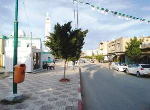 Des inaugurations à Sidi Mezghiche