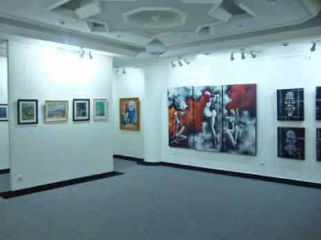 Culture : TADRART, une galerie d'art pour les jeunes plasticiens                                    Oran : les autres articles