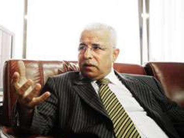 Conditions réunies pour lancer la construction d'automobiles en Algérie (Benmeradi)