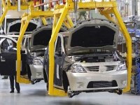 Toutes les conditions sont réunies pour lancer la construction d'automobiles en Algérie (Benmeradi)