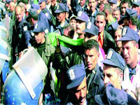 Impressionnant dispositif sécuritaire ce matin                                    Alger ville fermée