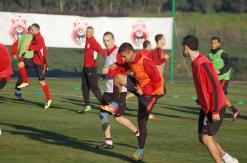 الشلفاوة متفائلون بتحقيق نتيجة إيجابية في تونس                                    الجمعية تعود إلى التحضيرات وإينغا سيوقع على العقد