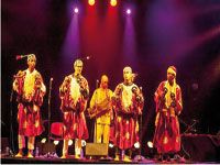OULED EL HAL ET TITI ROBIN AU FESTIVAL DU DIWANE D'ALGER                                    Des airs et des rythmes