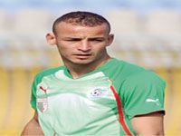 CA Batna                                    Nezzar : 'Bouchouk restera à Batna !