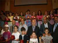 Tipaza / Examens                                    Lauréats et enseignants honorés