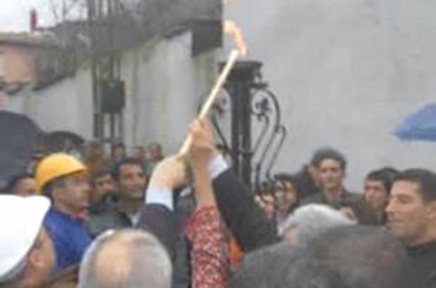 Le wali de Tizi Ouzou inaugure le réseau de gaz naturel du village Aït Salah