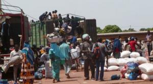 Plus de 60 camions chargés de denrées alimentaires acheminés                                    Camps des réfugiés sahraouis à Tindouf