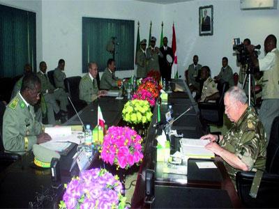 Les chefs des armées des pays du champ réunis à Nouakchott                                    Ils ont examiné les moyens d'aider le Mali à recouvrer sa souveraineté