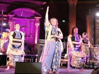 Une troupe féminine brésilienne d'inspiration africaine, enflamme la scène à Timgad
