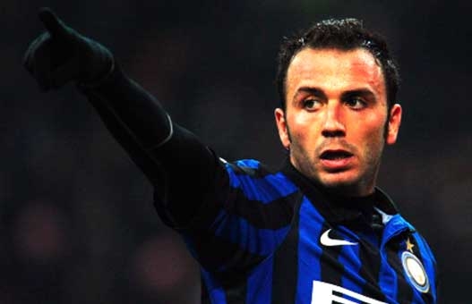 Juventus : Après Lucio, la Juve cible Pazzini