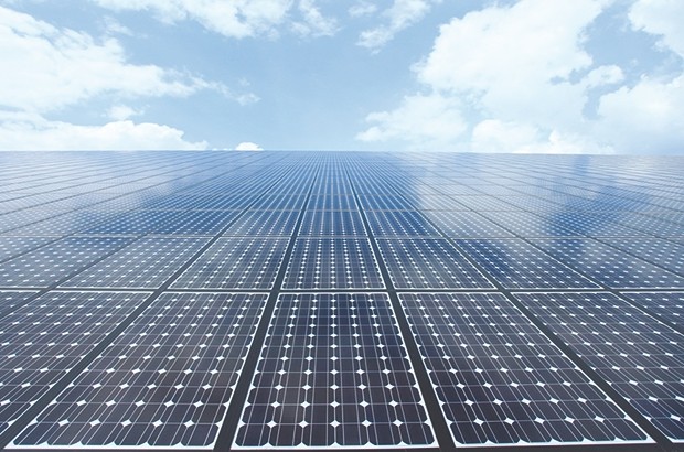 Lobbyings et ballets diplomatiques