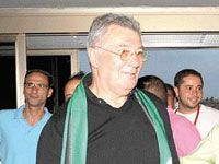 CS Constantine                                    Roger Lemerre, nouvel entraîneur