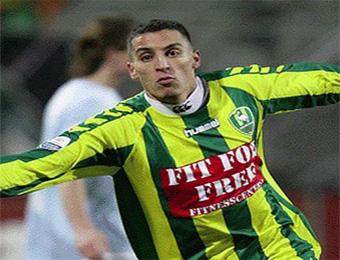 قضية الصكوك تطغى على السطح مجددا ومشاركة الوفاق على المحك                                    و.سطيف - المفاوضات مع سلطاني في الطريق الصحيح