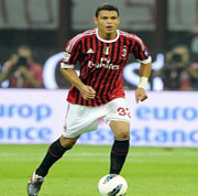 A l'étranger                                    Paris SG/ Thiago Silva, c'est fait !