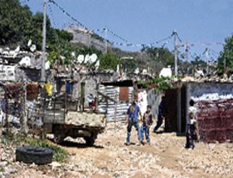 أحياء القصدير تزحف على الجيوب العقارية بسطيف                                    السلطات المحلية عجزت عن تفكيك قنبلة 2200 كوخ