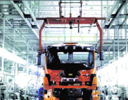 Création de trois sociétés à capitaux mixtes                                    Développement de l'industrie mécanique nationale: