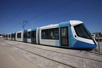 Des travaux à l'italienne                                    TRAMWAY DE CONSTANTINE