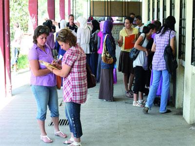 Les pré-inscriptions à l'université ont pris fin hier                                    Les inscriptions définitives auront lieu du 26 au 30 du mois en cours