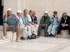 المتقاعدون طالبوا بمقاطعة التجار أمام ارتفاع الأسعار بقسنطينة                                    ثمّنوا زيادة 9 بالمائة في الرواتب