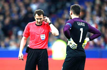 Arbitrage / Le recours à la vidéo lors de France-Espagne