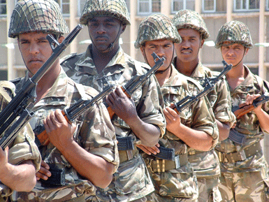 ‏ المصلحة الاجتماعية للجيش نواة التكفل الصحي والاجتماعي                                    زيادات في منح ضحايا المأساة الوطنية