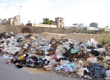 مظاهر القمامة تطبع حياة سكان مدينة تبسة                                    شبكة الطرقات تشهد اهتراء