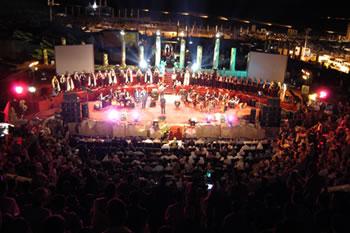 Une clôture en apothéose                                    TOMBER DE RIDEAU DU FESTIVAL INTERNATIONAL DE TIMGAD
