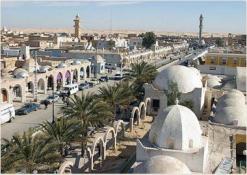 اشتباكات بين المحتجين ومصالح الأمن بالوادي                                    إنقطاعات الكهرباء وندرة الخبز والمازوت تشعل الإحتجاجات الشعبية