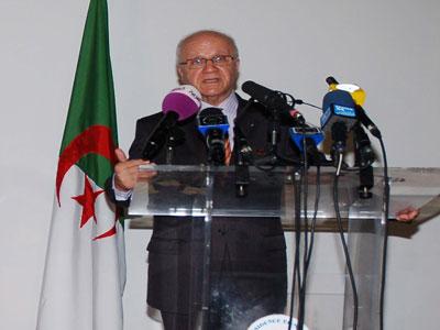 Les négociations sur le démantèlement tarifaire bouclées selon Medelci                                    Algérie-Union européenne