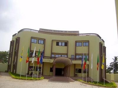 Risque de chamboulement des éliminatoires du Mondial-2014                                    LA FIFA MENACE LE BENIN DE SUSPENSION