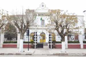 L'APC de Batna à la rescousse des jardins publics