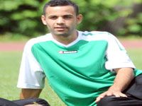 Il a rencontré Hannachi hier à l'hôtel Mercure                                    Mokdad, c'est OK pour la JSK