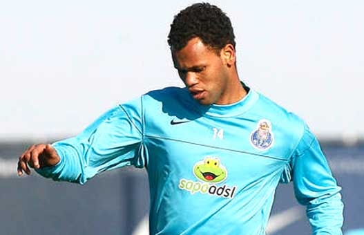 Milan AC : Rolando : «Je souhaite rejoindre le Milan AC !»