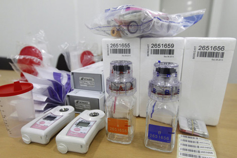 إيقاف لاعبين من 