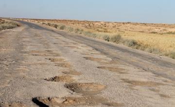 إهتراء الطريق الولائي رقم 146 بالجلفة يثير غضب مستعمليه