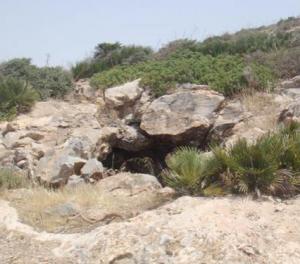 مغارة العابدة بجبل سيدي قاسم بعين تموشنت حيرت الاستعمار الفرنسي ولم يكتشف أسرارها