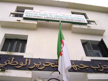 «Nous aurons la tête de Belkhadem au prochain Comité central»                                    BOUDJEMAA HAICHOUR RELANCE LA FRONDE DES REDRESSEURS